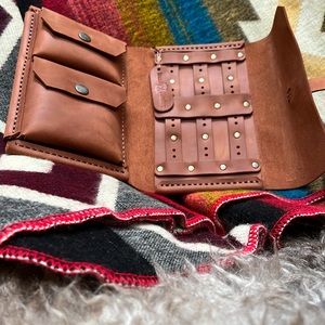 Leather jewelry travel case